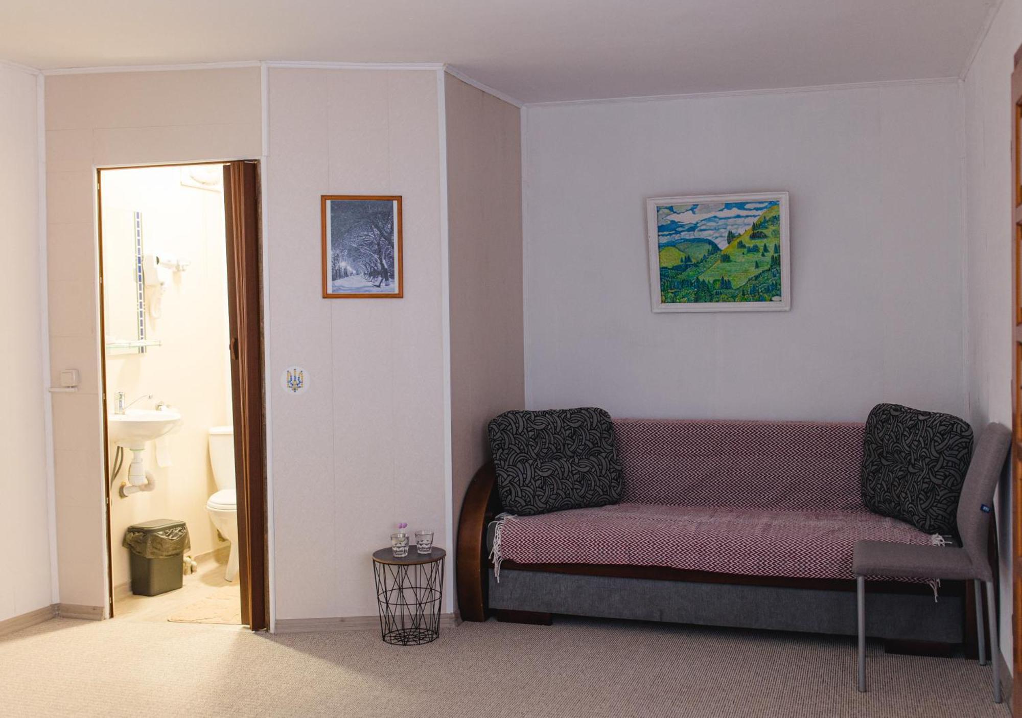 Kolyba Opryshkiv Hotell Nizhneye Selishche Rom bilde