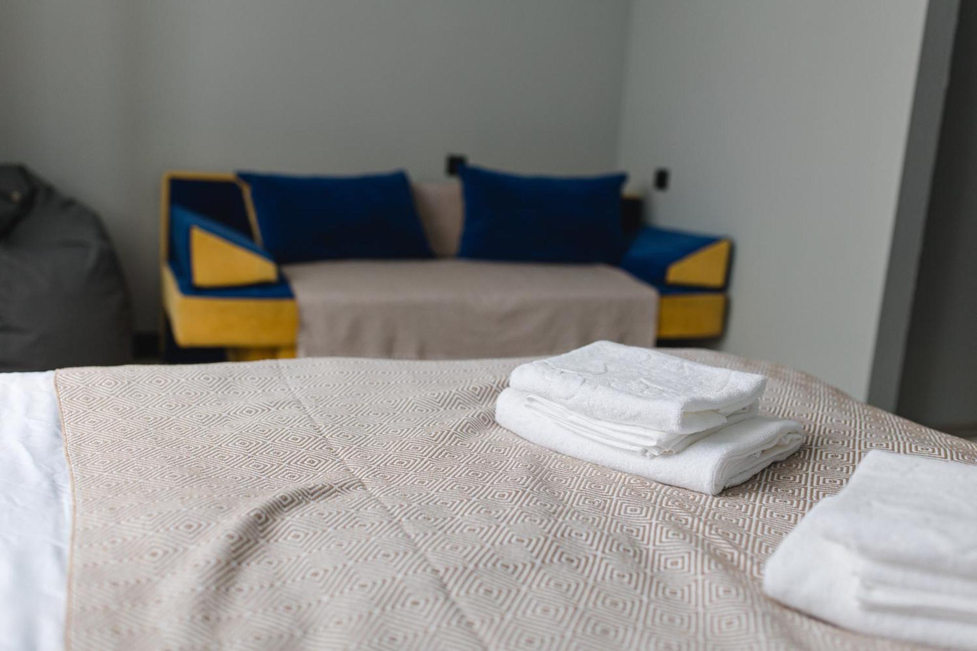 Kolyba Opryshkiv Hotell Nizhneye Selishche Rom bilde